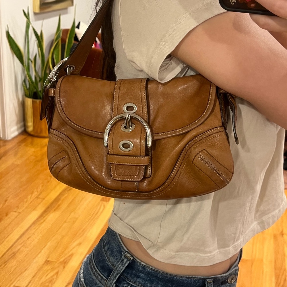 Y2K Vintage Coach Leather Shoulder Bag